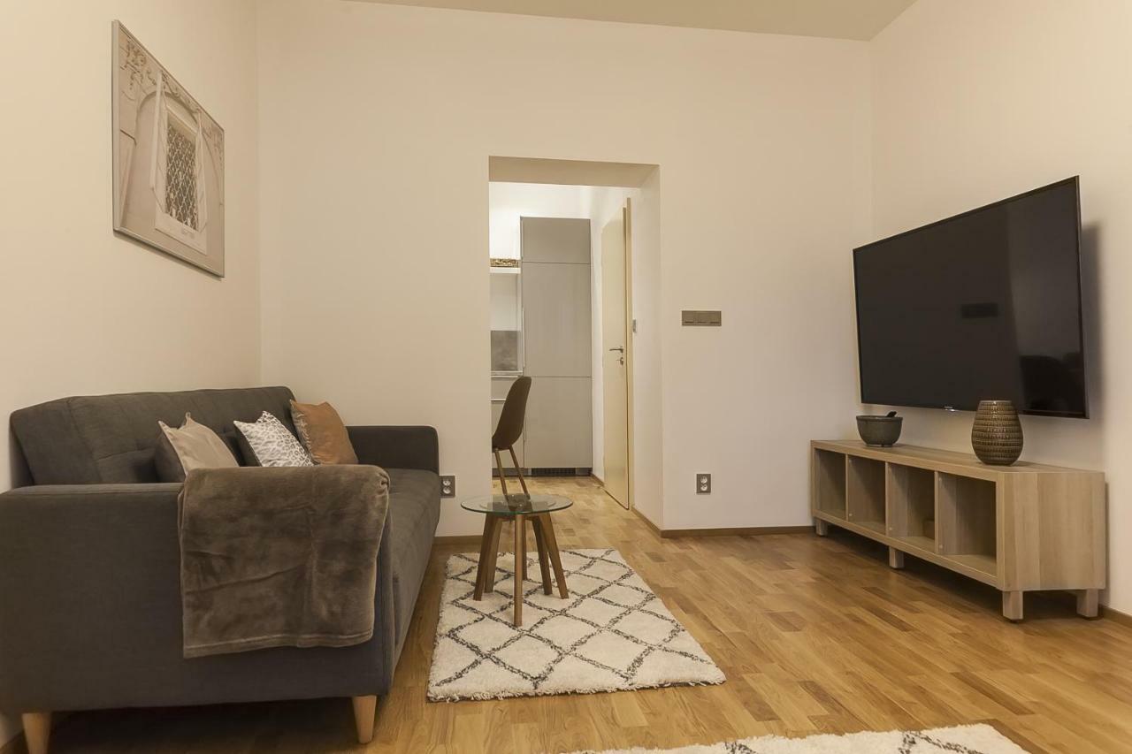 Prague Expat House Apartment Exterior photo